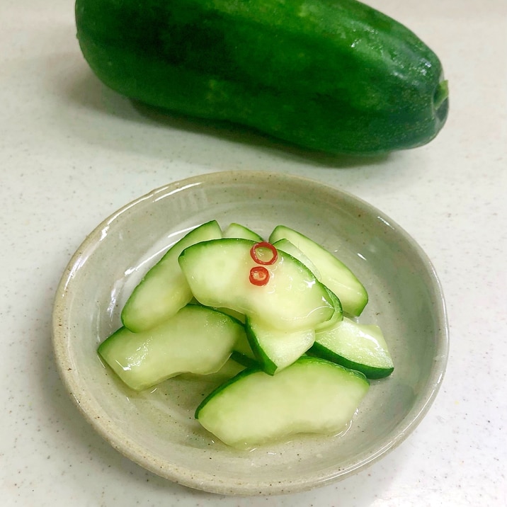 ★白だしで簡単!瓜の浅漬け★